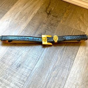 Leigh Morgan Women's Small Belt Lion Medallion Vintage Leather - Like New!